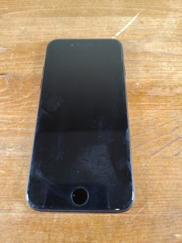 Apple iphone 32gb black - 7,